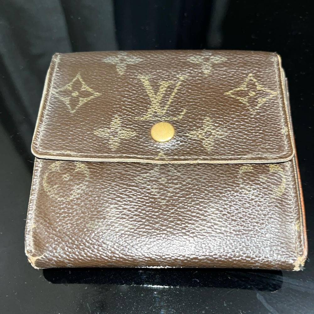 LV MONOGRAM SNAP WALLET *Make an Offer 😉
